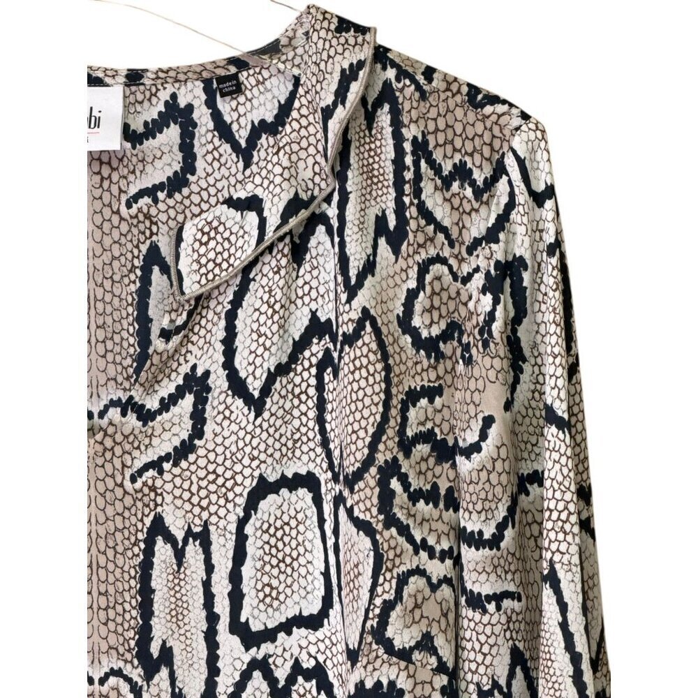 Cabi Serpentine Snake Print Blouse Size M - Picture 7 of 13
